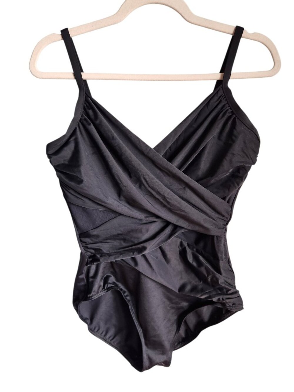 Miraclesuit Swimsuit 14 Black One Piece Mystique Women's Bathing Suit Beach Swim